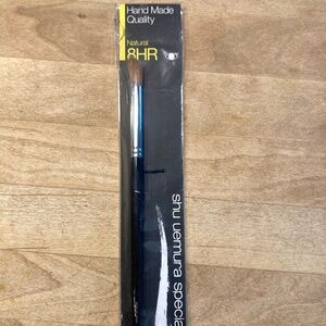 Shu Uemura brush, 8HR